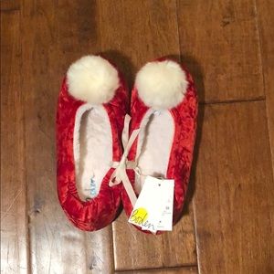 Mini Boden red velvet fur lined slippers